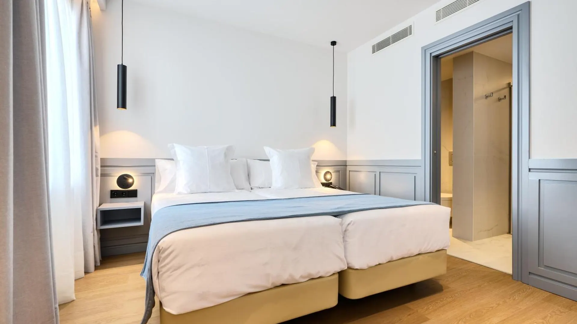 Apartamentos Murillo Sevilla España