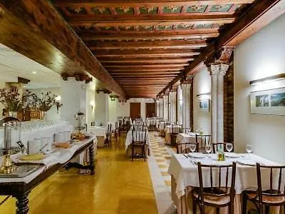 Apartamentos Murillo Sevilla 2*,  España